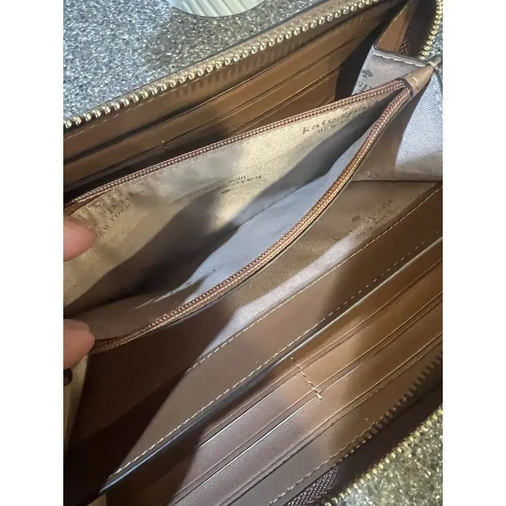 kate spade New York Pebbled Leather Womens Medium Tan Wallet Zip Around Bi-Fold